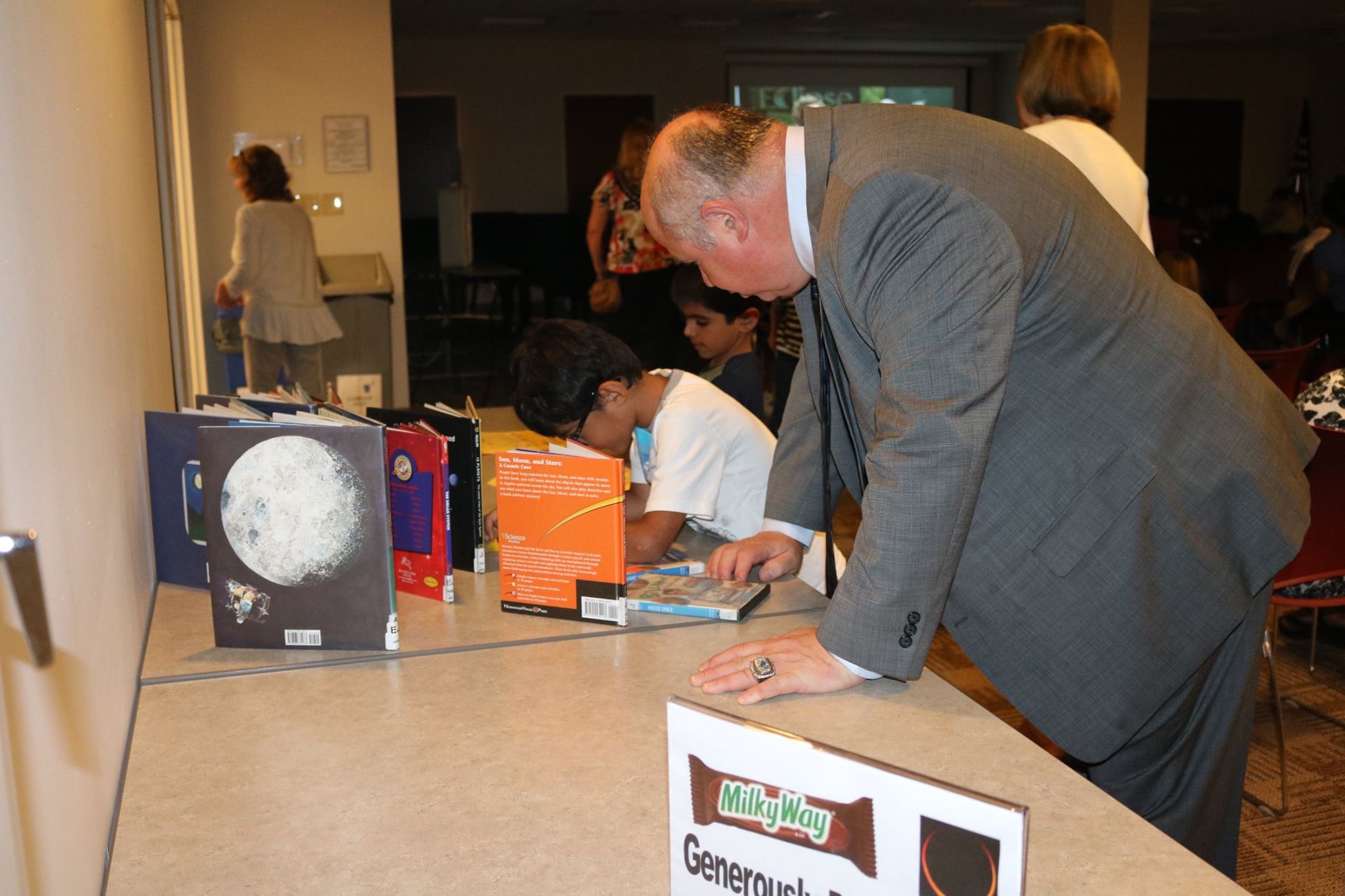 Parsippany Library Holds "Solar Eclipse Party"